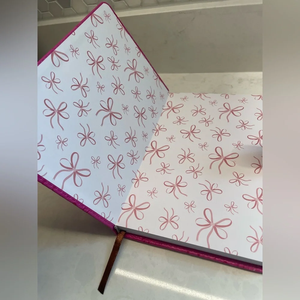 Pink Ribbon Design FAUX Leather Leatherette‎ Padded Cover Magnetic Clip Closure